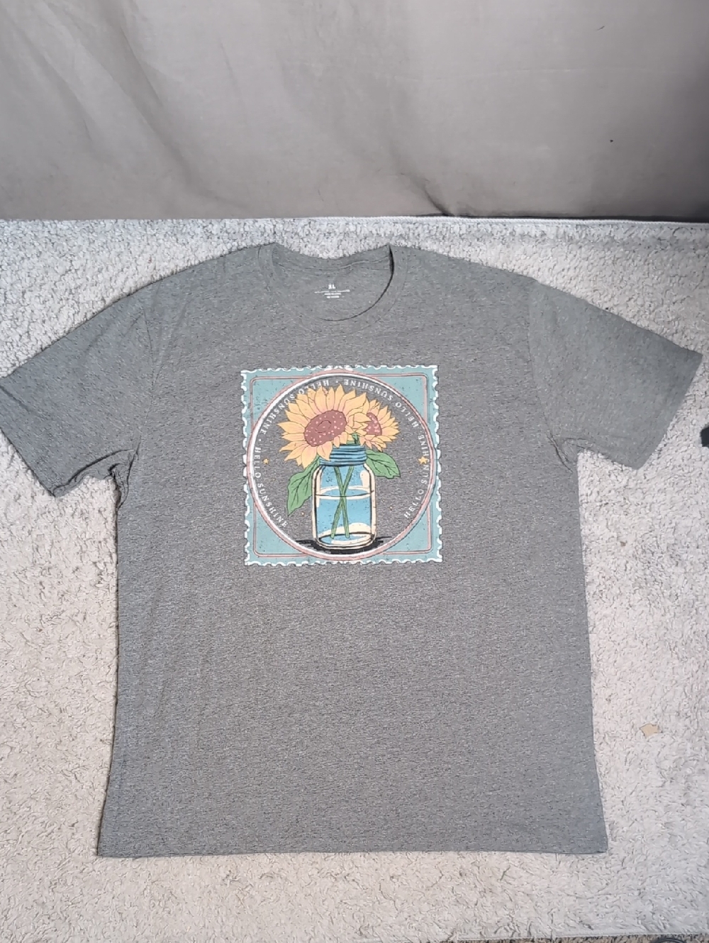 Women's Sunflower Mason Jar Gray Light weight Knit Short sleeve Graphic Tee-NWT